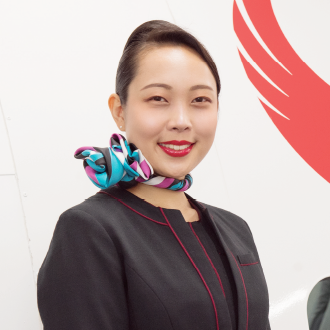 就職先 キャビンアテンダント 日本トランス オーシャン航空 大阪外語専門学校、キャビンアテンダント専攻