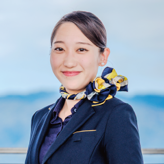 就職先 キャビンアテンダント スカイマーク 大阪外語専門学校、キャビンアテンダント専攻